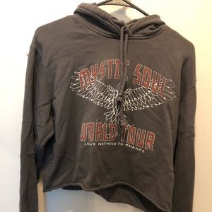 Hollister cropped sweater! Worn a couple of times. Super soft and warm! Size S